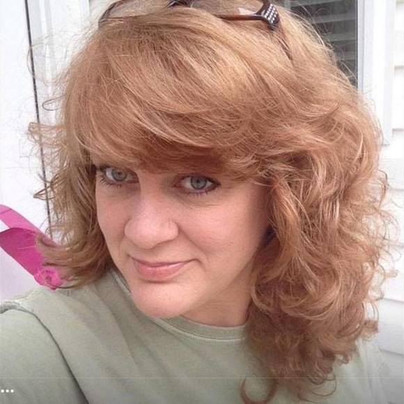 Meet your Posher, Kim - Picture 1 of 1